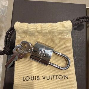 Louis Vuitton Shiny Silver Padlock with Keys